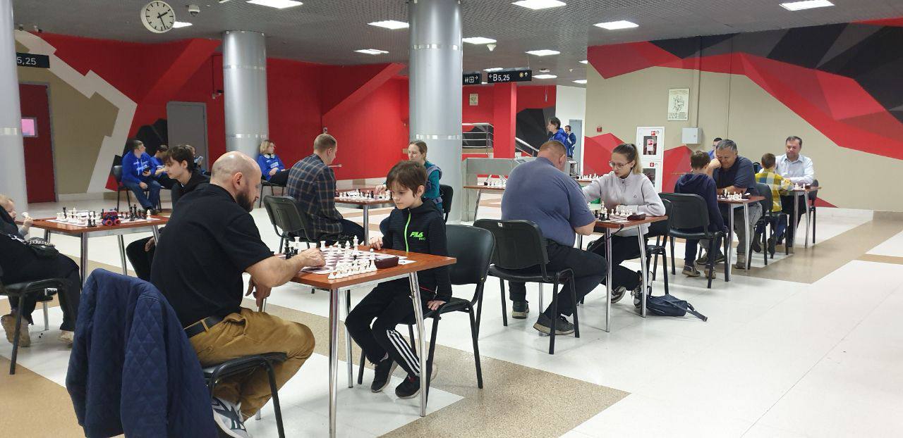 Товарищеский блиц-турнир «Шахматная партия единства» прошел в Балашихе