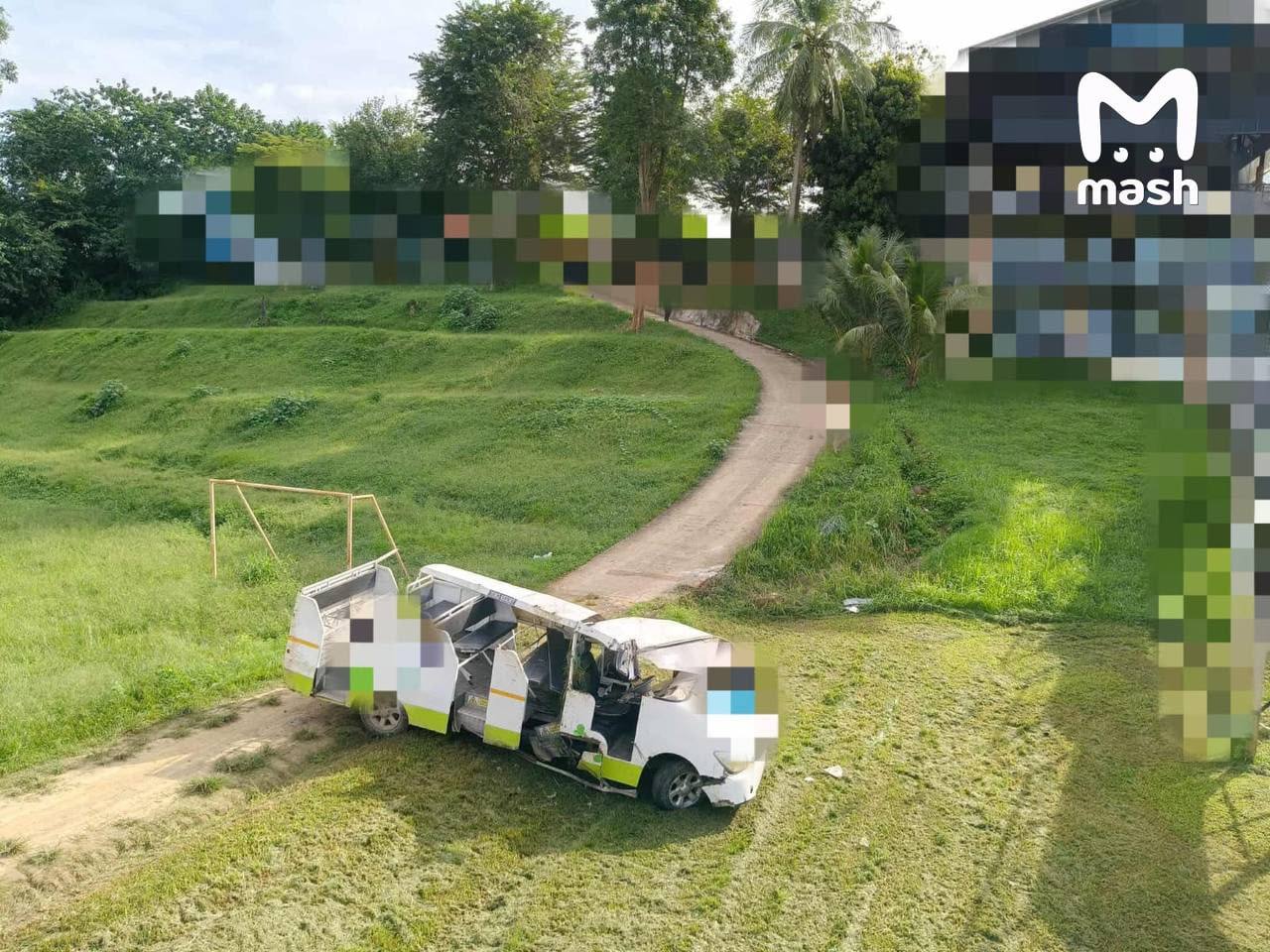 Автобус с россиянами упал с холма в Таиланде