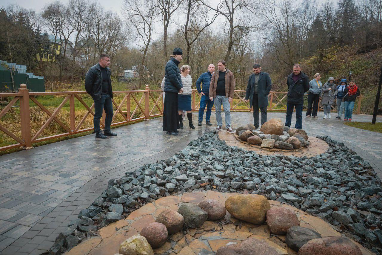 В Сергиевом Посаде завершается благоустройство территории источника преподобного Саввы Сторожевского — ученика Сергия Радонежского