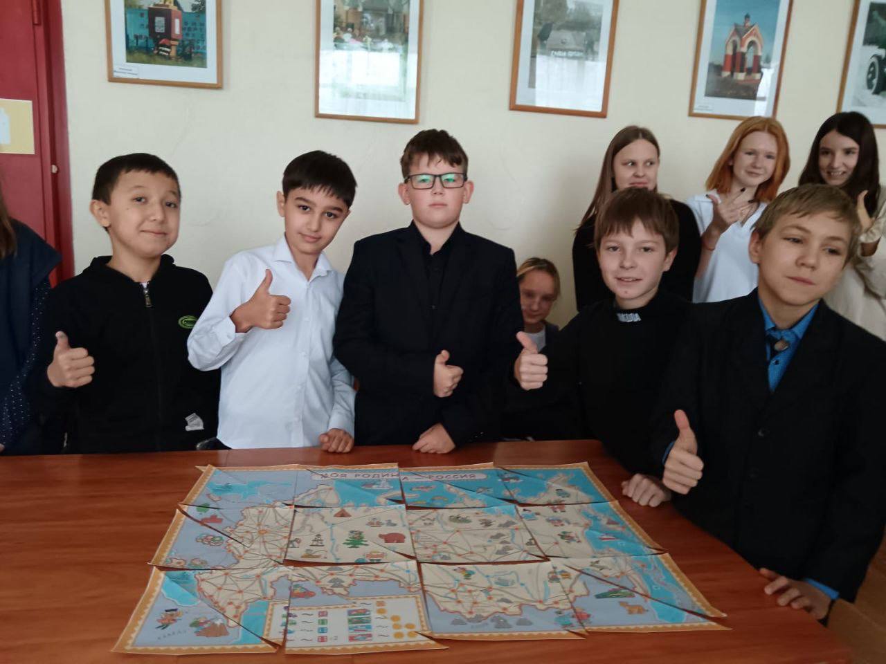 В доме культуры «Русь» муниципального округа Чехов прошла тематическая программа «В единстве наша сила» В доме культуры «Русь» муниципального округа Чехов прошла тематическая программа «В единстве наша сила»