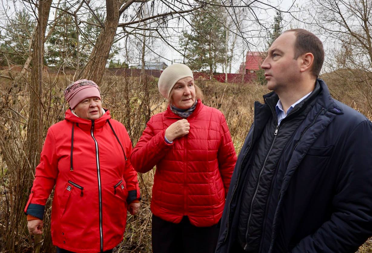 Глава городского округа Ступино, секретарь местного отделения партии «Единая Россия» Сергей Мужальских встретился с жителями сел Большое Алексеевское и Авдотьино Глава городского округа Ступино, секретарь местного отделения партии «Единая Россия» Сергей Мужальских встретился с жителями сел Большое Алексеевское и Авдотьино