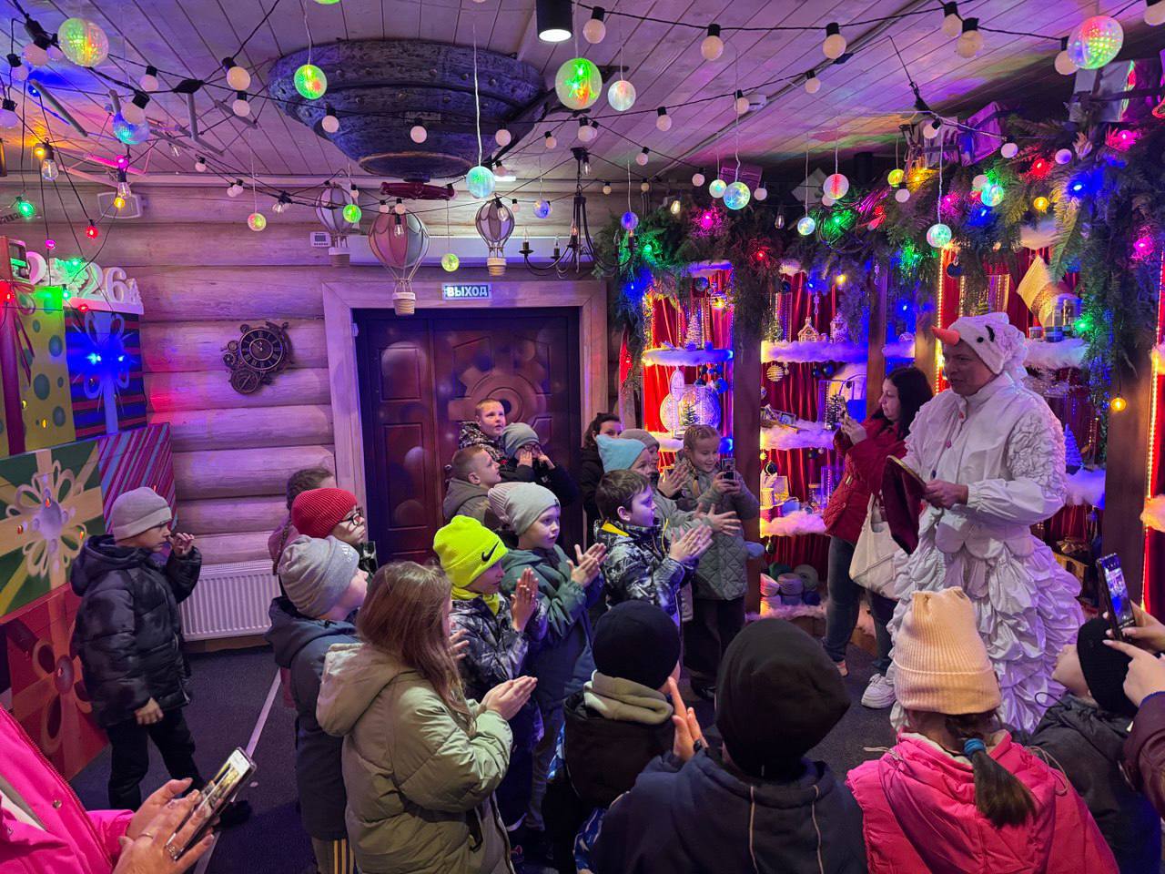 Волшебное приключение в Московской Усадьбе Деда Мороза! Волшебное приключение в Московской Усадьбе Деда Мороза!