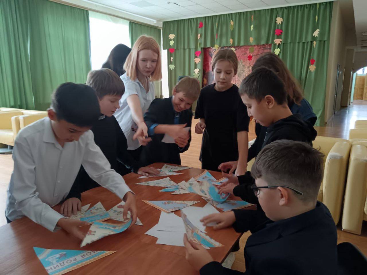 В доме культуры «Русь» муниципального округа Чехов прошла тематическая программа «В единстве наша сила» В доме культуры «Русь» муниципального округа Чехов прошла тематическая программа «В единстве наша сила»