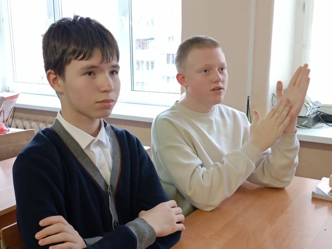 Честь, доблесть и верность Честь, доблесть и верность