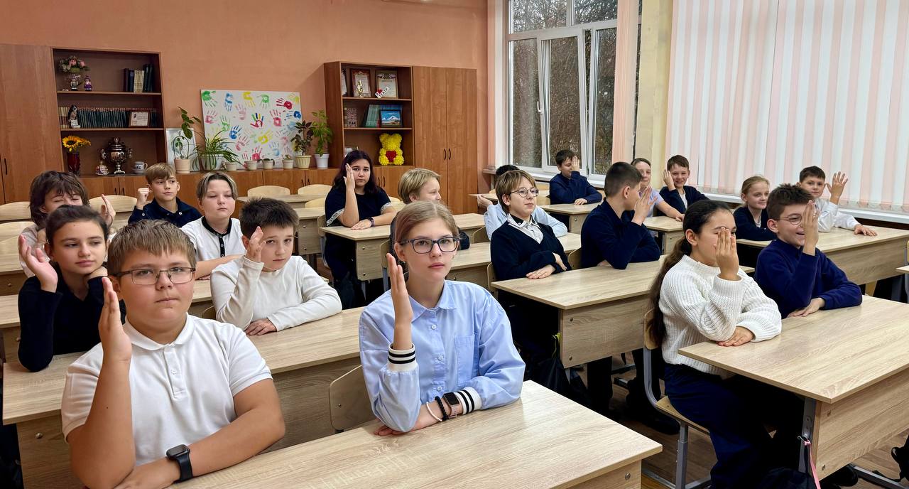 8 ноября - День памяти погибших при выполнении служебных обязанностей сотрудников органов внутренних дел Российской Федерации 8 ноября - День памяти погибших при выполнении служебных обязанностей сотрудников органов внутренних дел Российской Федерации