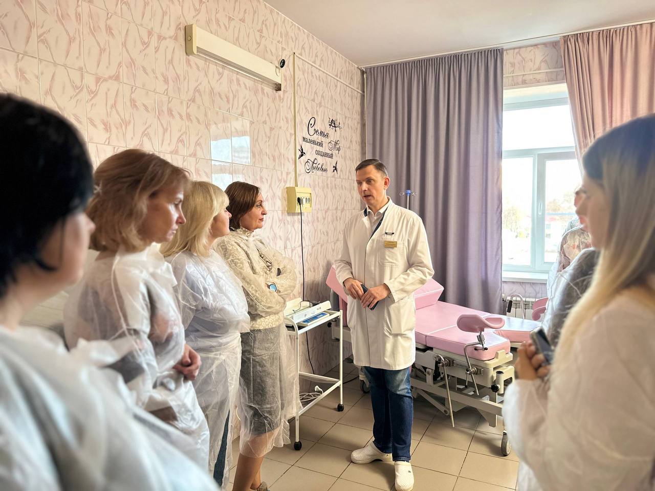 Новый формат сотрудничества: на Дне открытых дверей в Подольском роддоме собрали акушеров-гинекологов из семи женских консультаций округа Новый формат сотрудничества: на Дне открытых дверей в Подольском роддоме собрали акушеров-гинекологов из семи женских консультаций округа