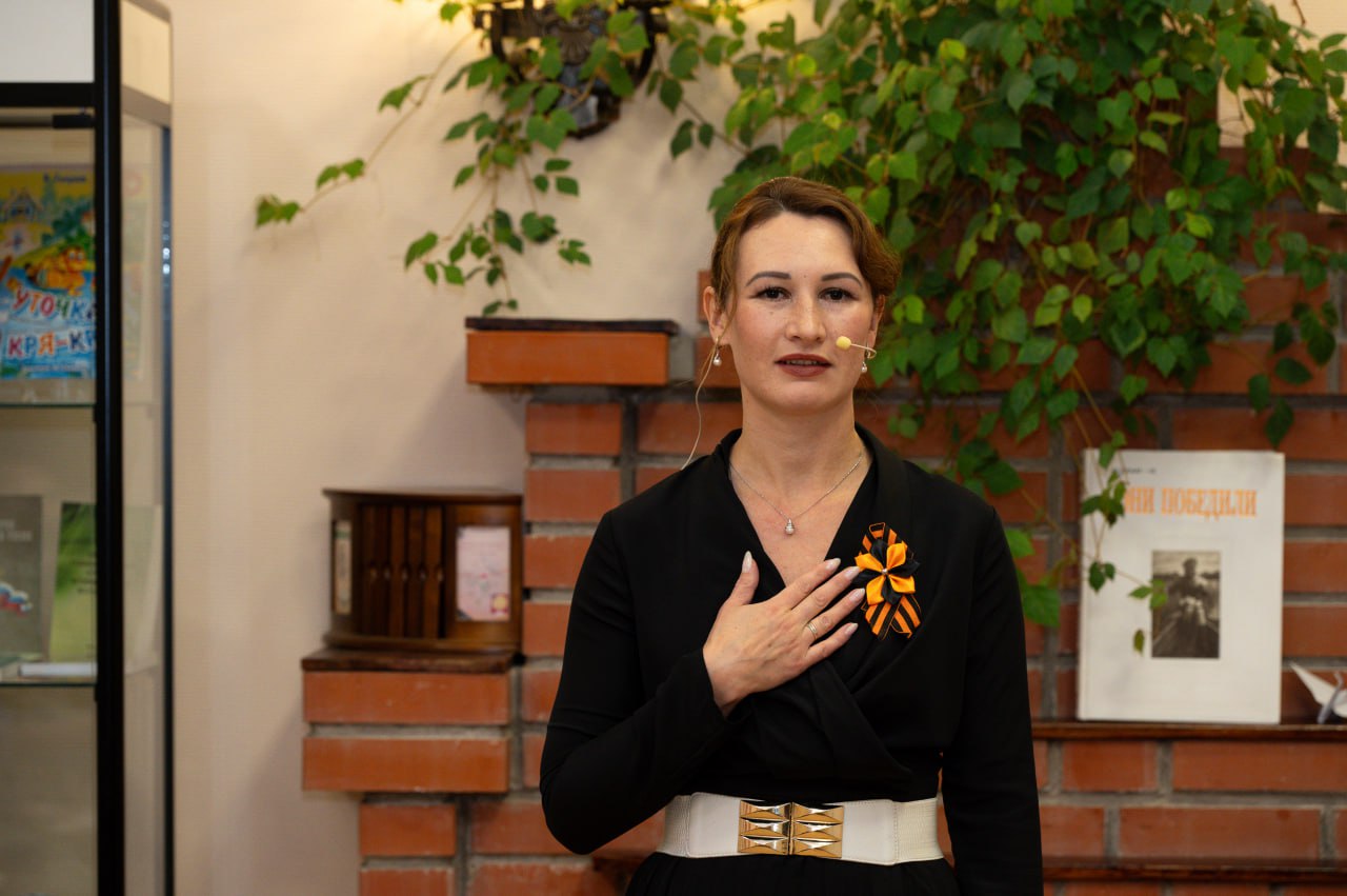 «Победа – за нами!»: Серпуховская поэтесса представила книгу в формате моноспектакля «Победа – за нами!»: Серпуховская поэтесса представила книгу в формате моноспектакля