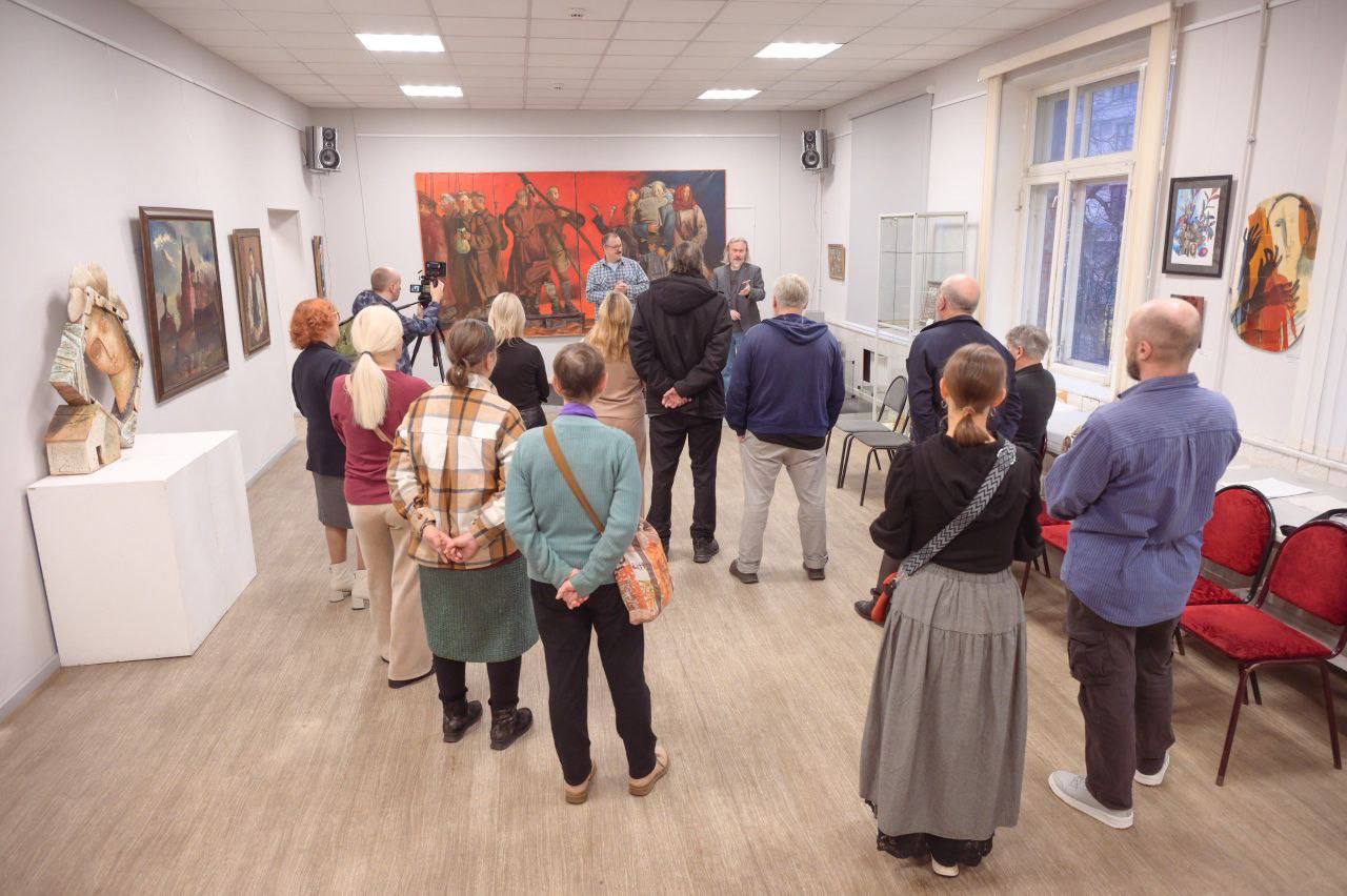 В Доме художника состоялась выставка, посвященная 80-летию Победы в Великой Отечественной войне В Доме художника состоялась выставка, посвященная 80-летию Победы в Великой Отечественной войне