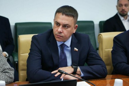 Сенатор предложил увеличить необлагаемую налогом материальную помощь до 80 тысяч рублей