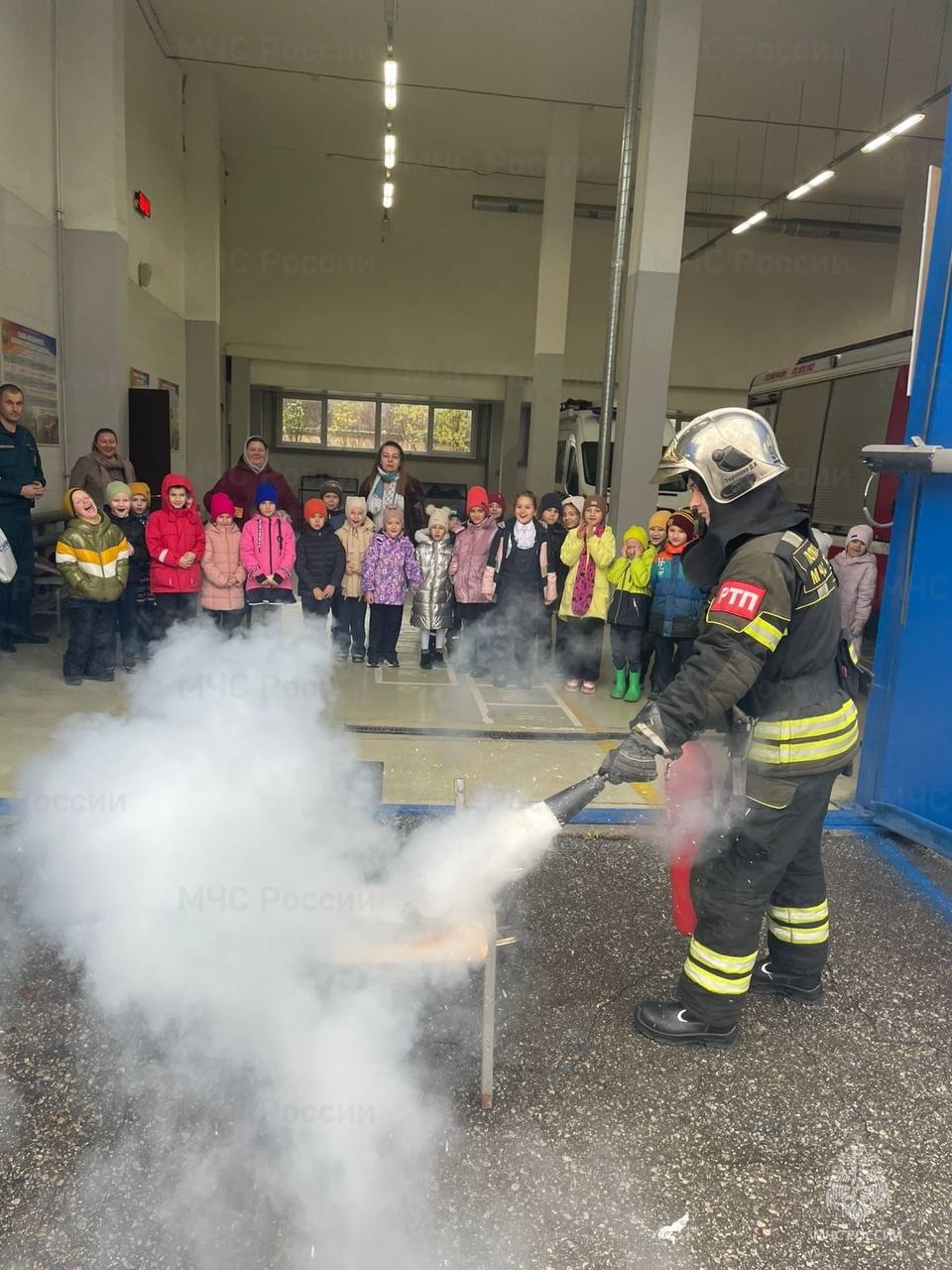 Экскурсия в пожарно-спасательную часть Химок Экскурсия в пожарно-спасательную часть Химок
