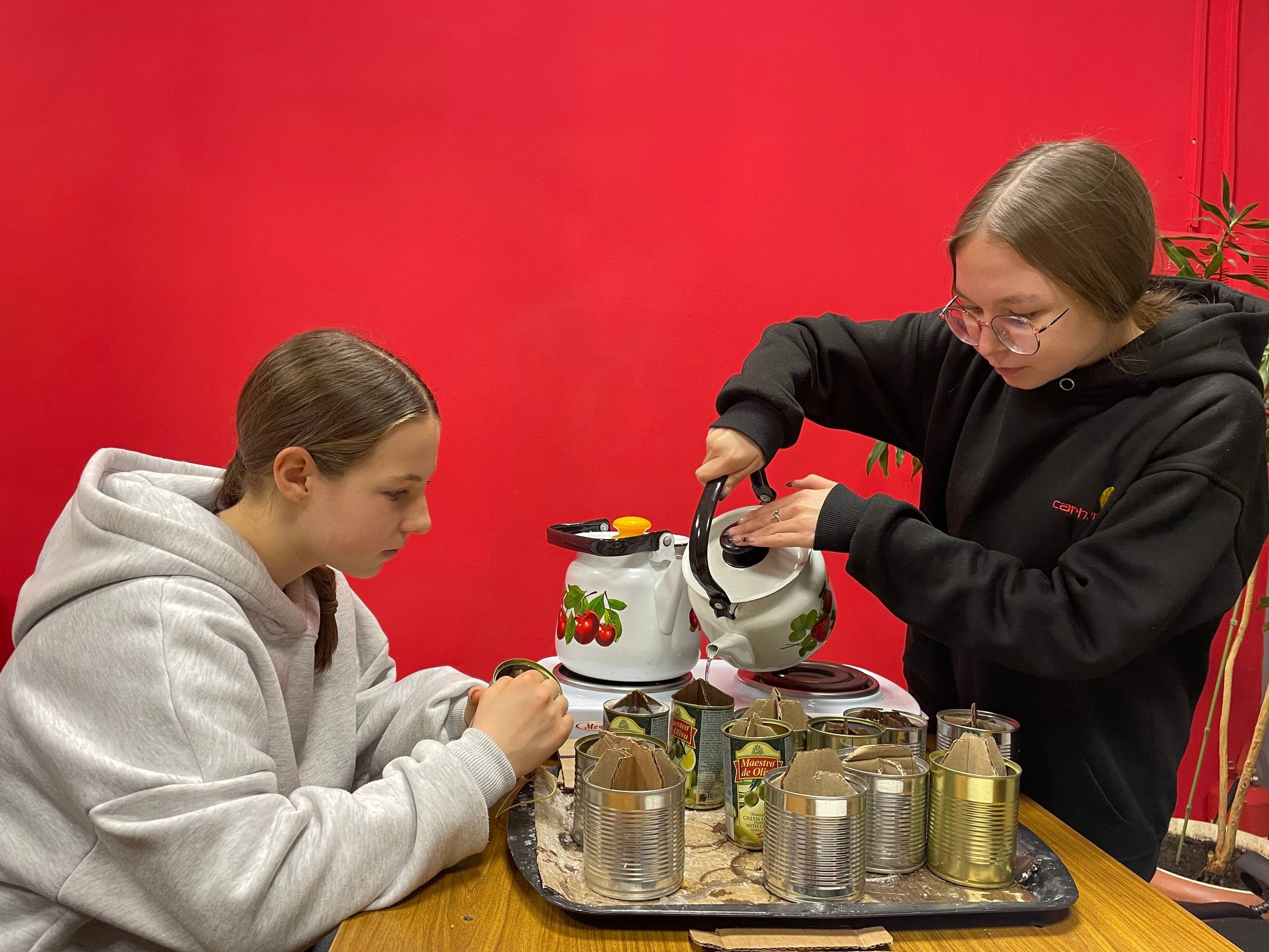 Дмитровская молодёжь наладила регулярную помощь для участников СВО Дмитровская молодёжь наладила регулярную помощь для участников СВО