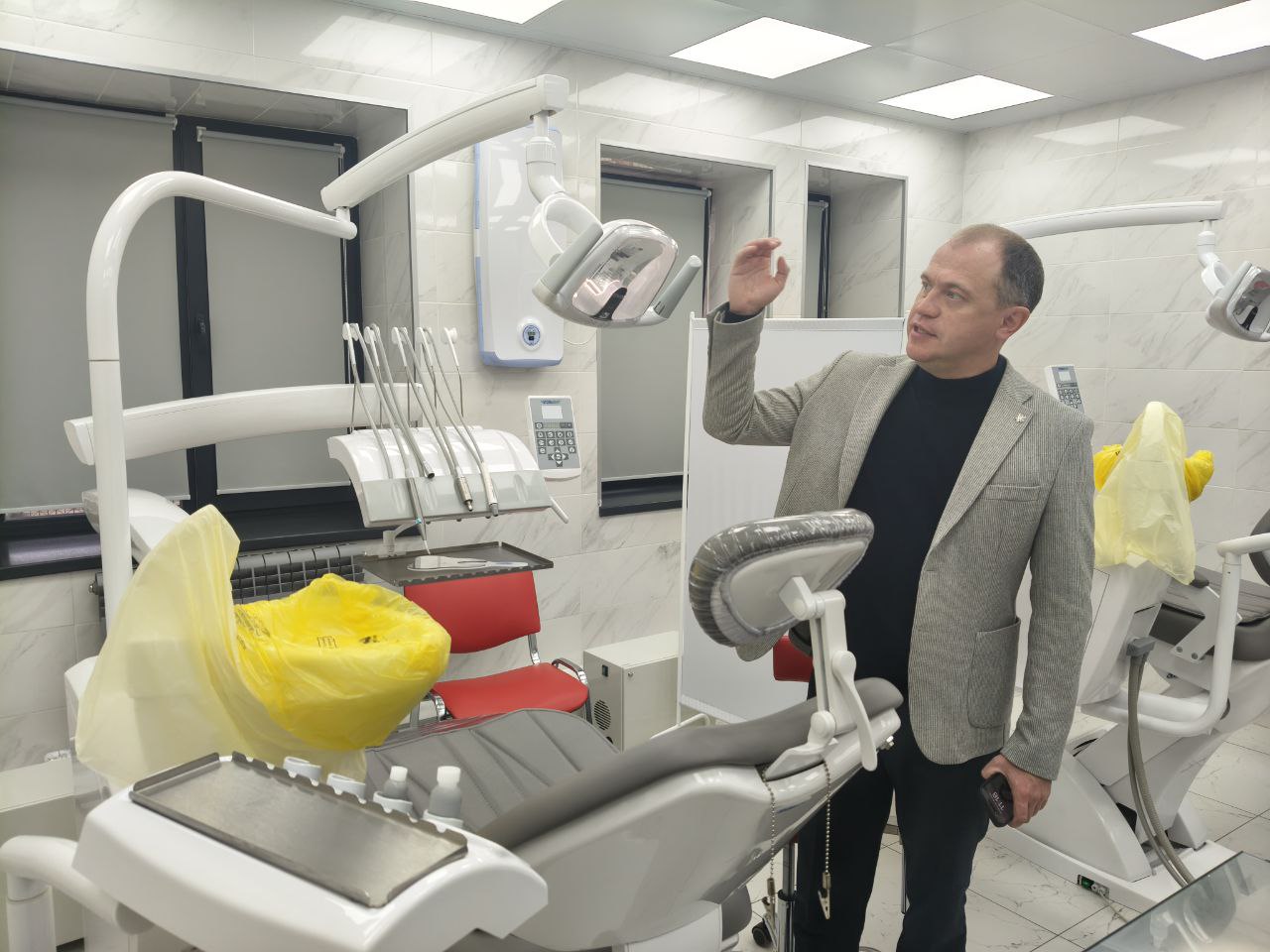 Шаг к профессии: подольских лицеистов вдохновила экскурсия в обновлённую городскую стоматологию на улице Красной, 5 Шаг к профессии: подольских лицеистов вдохновила экскурсия в обновлённую городскую стоматологию на улице Красной, 5