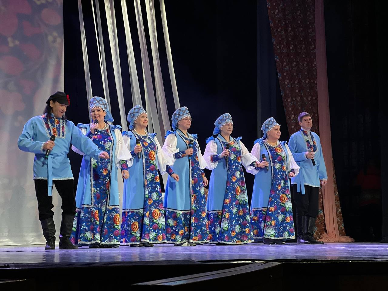 8 ноября Красноармейск отпраздновал 85-летие Городского Дворца Культуры 8 ноября Красноармейск отпраздновал 85-летие Городского Дворца Культуры