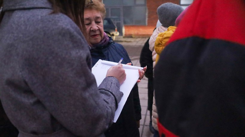 В Смирновке проконтролируют качество уборки подъездов В Смирновке проконтролируют качество уборки подъездов
