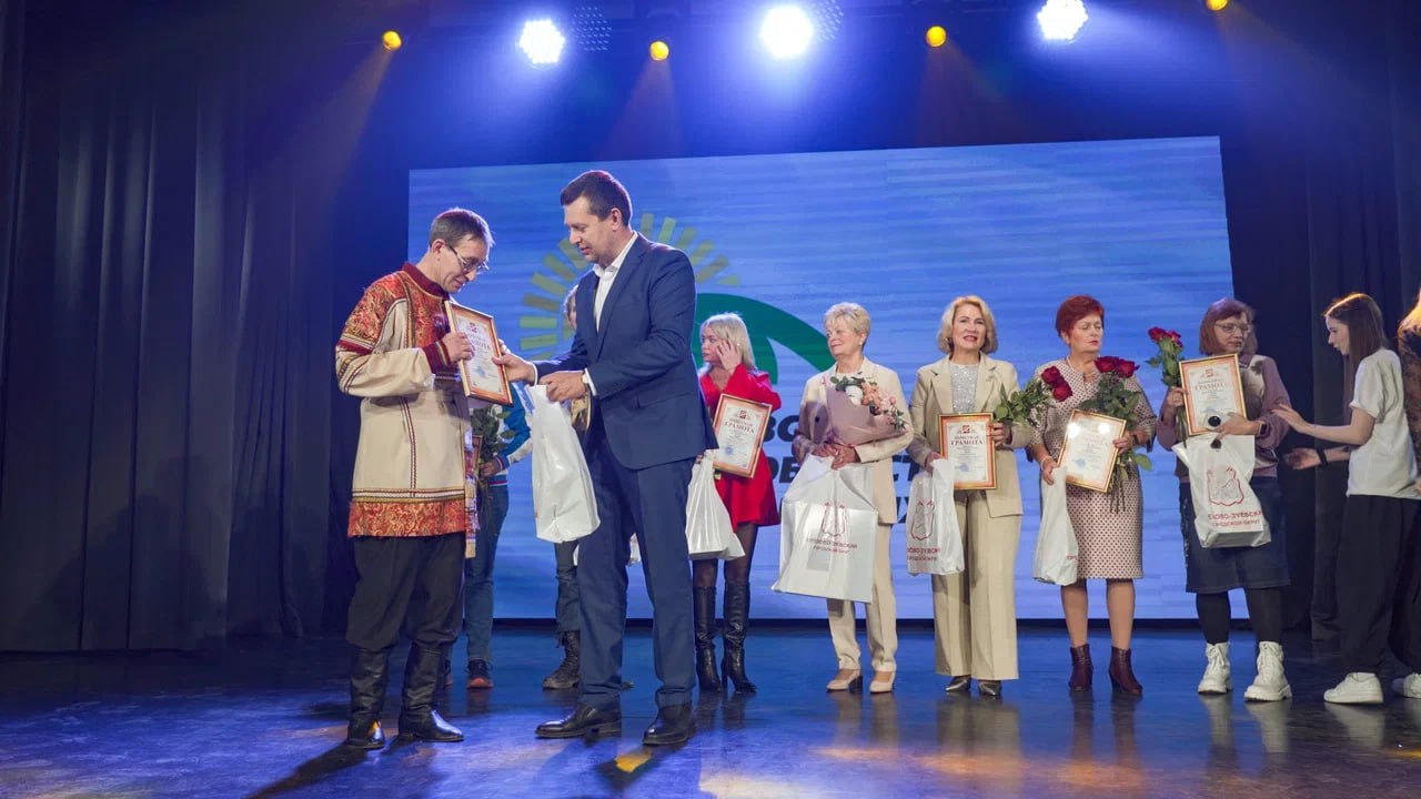 100 лет поддержки!. В 1925 году в СССР насчитывалось 472 тысячи только зарегистрированных слепых 100 лет поддержки!. В 1925 году в СССР насчитывалось 472 тысячи только зарегистрированных слепых