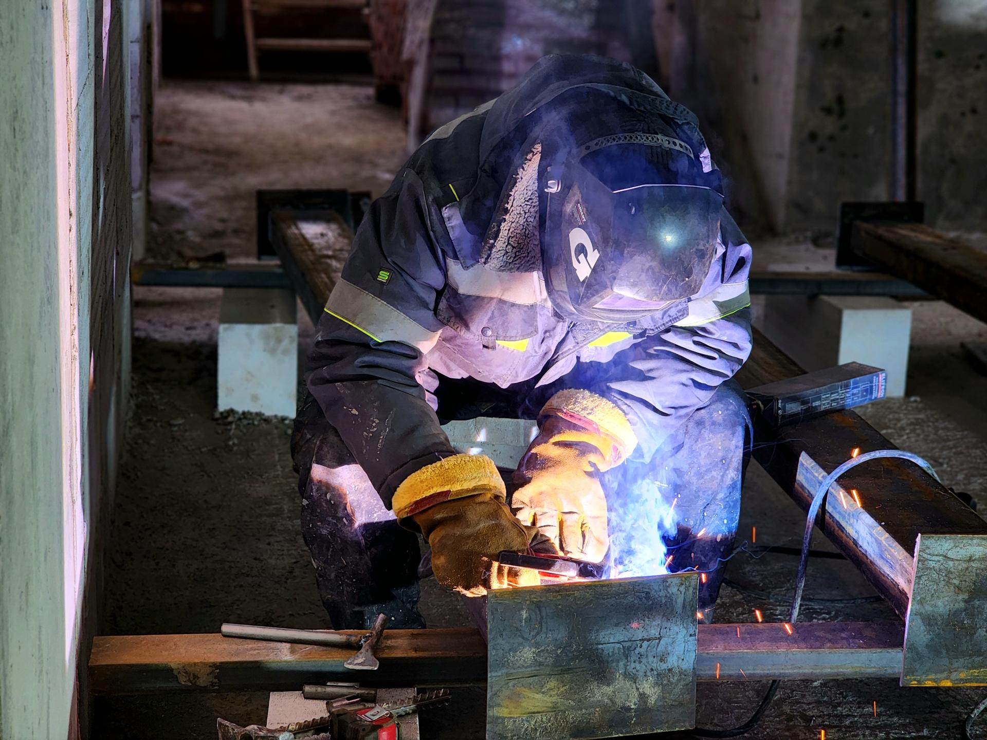 На стройке нового детского сада в Реутове приступили к возведению кровли На стройке нового детского сада в Реутове приступили к возведению кровли