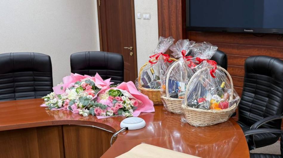 В Госавтоинспекции Подмосковья состоялась встреча с женами сотрудников, погибших при исполнении служебного долга В Госавтоинспекции Подмосковья состоялась встреча с женами сотрудников, погибших при исполнении служебного долга