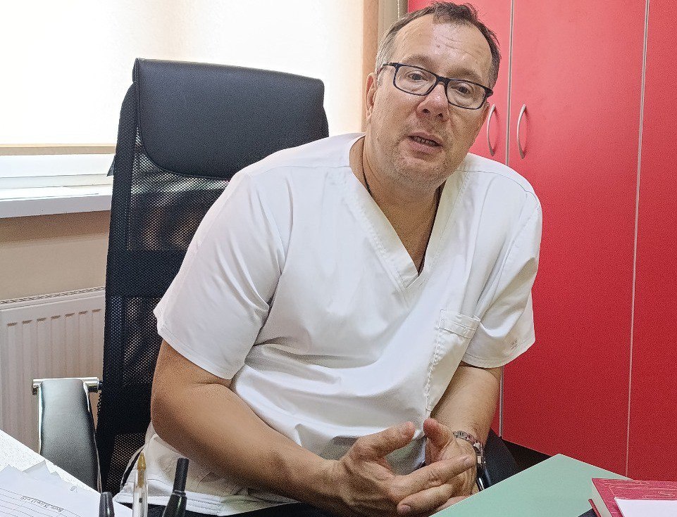 Хирурги в Долгопрудном спасли жизнь мужчине с опасным кровотечением Хирурги в Долгопрудном спасли жизнь мужчине с опасным кровотечением