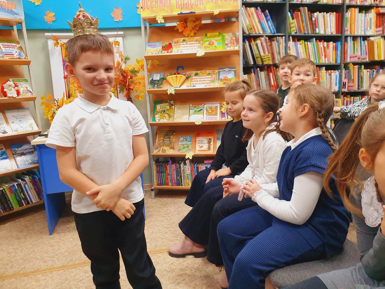 Читатели – книжек почитатели погрузились в атмосферу библиотеки муниципального округа Чехов Читатели – книжек почитатели погрузились в атмосферу библиотеки муниципального округа Чехов