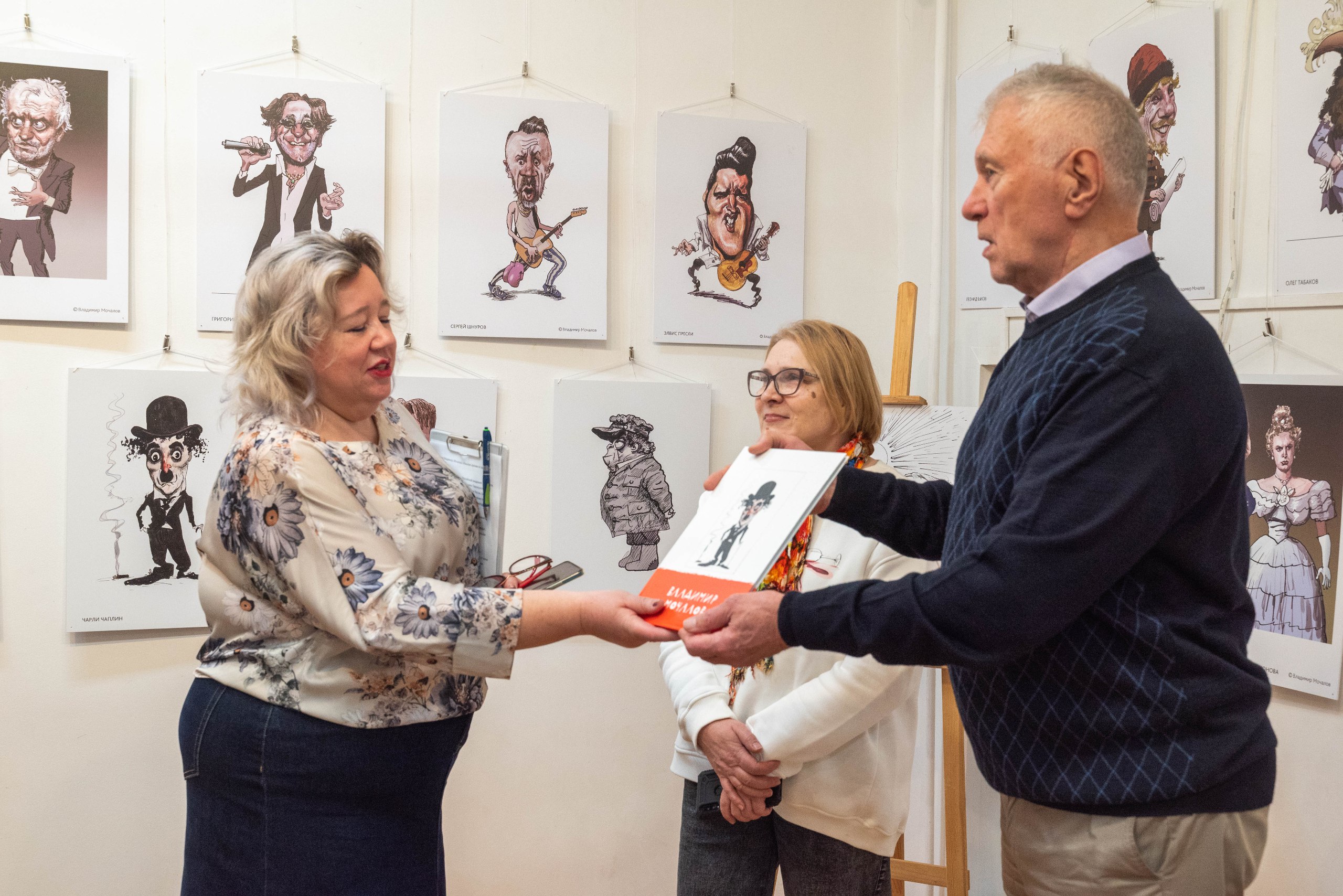 В реутовском музее открылась выставка карикатур Владимира Мочалова В реутовском музее открылась выставка карикатур Владимира Мочалова