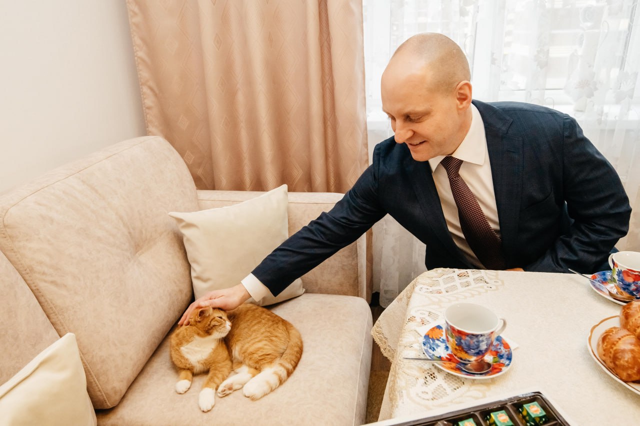 Максим Красноцветов: Сегодня навестили Галину Павловну, участницу госпрограммы по переселению жителей из аварийного фонда Максим Красноцветов: Сегодня навестили Галину Павловну, участницу госпрограммы по переселению жителей из аварийного фонда