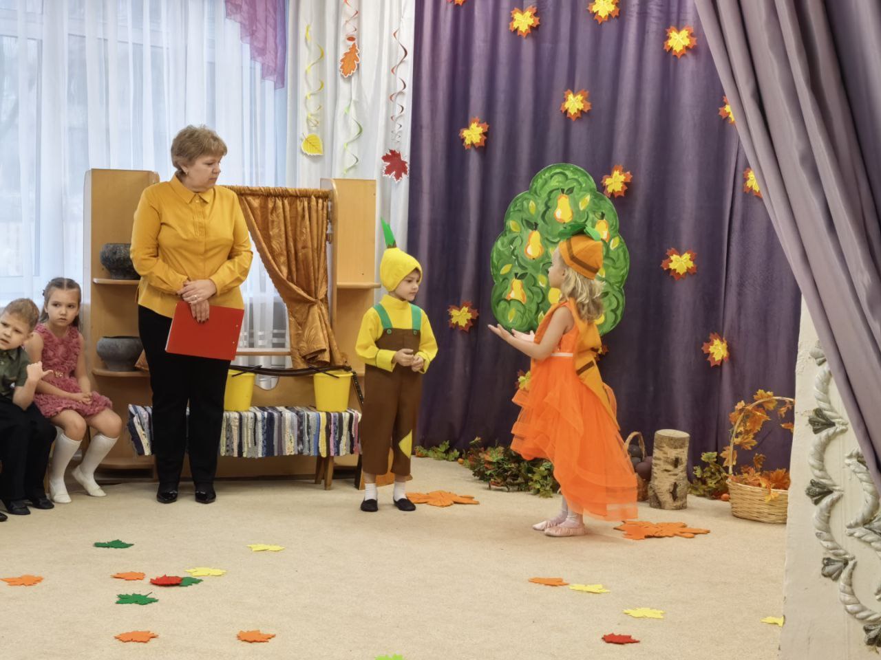 Праздник "Золотая Осень" в нашем детском саду! Праздник "Золотая Осень" в нашем детском саду!