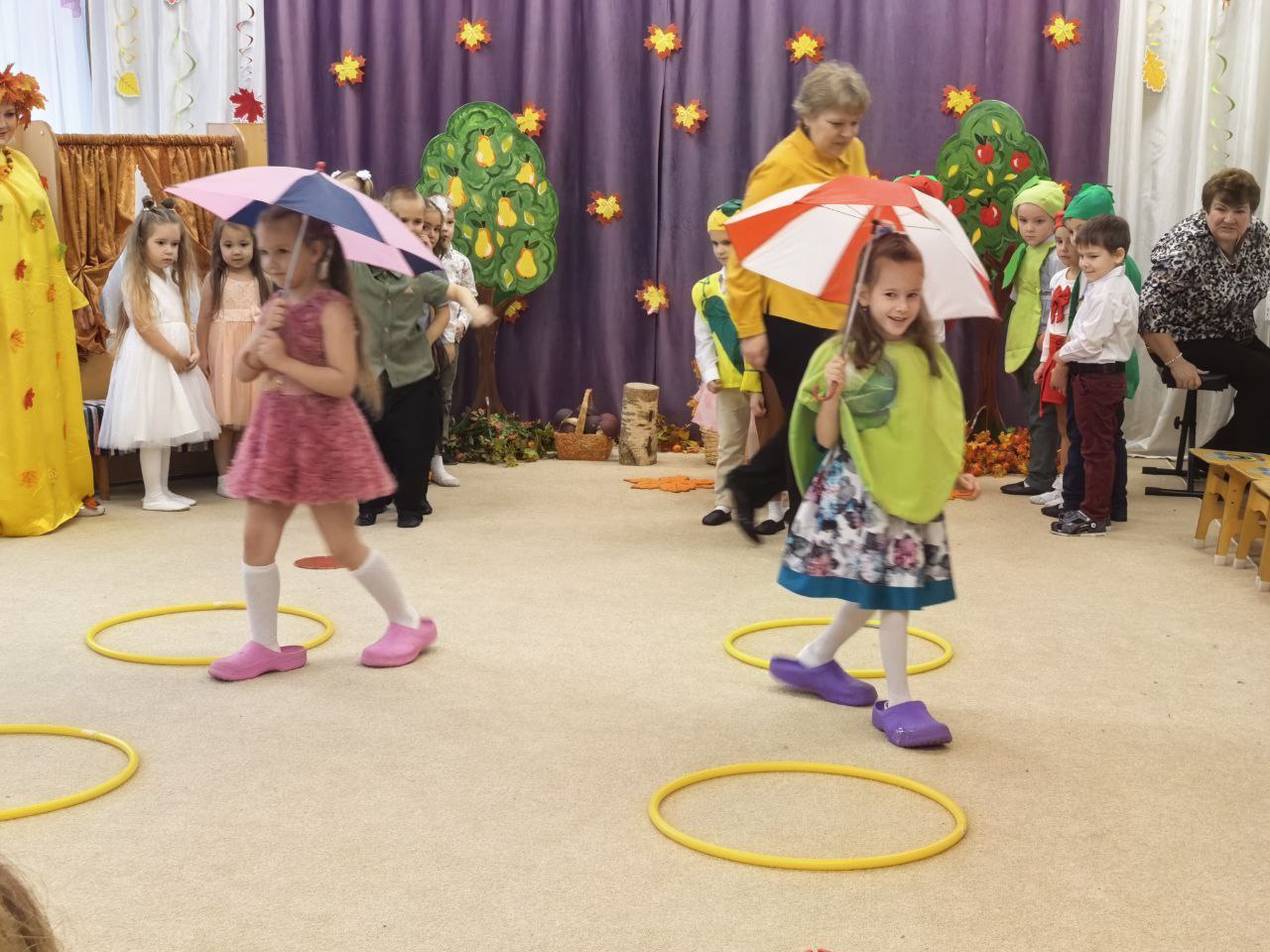 Праздник "Золотая Осень" в нашем детском саду! Праздник "Золотая Осень" в нашем детском саду!
