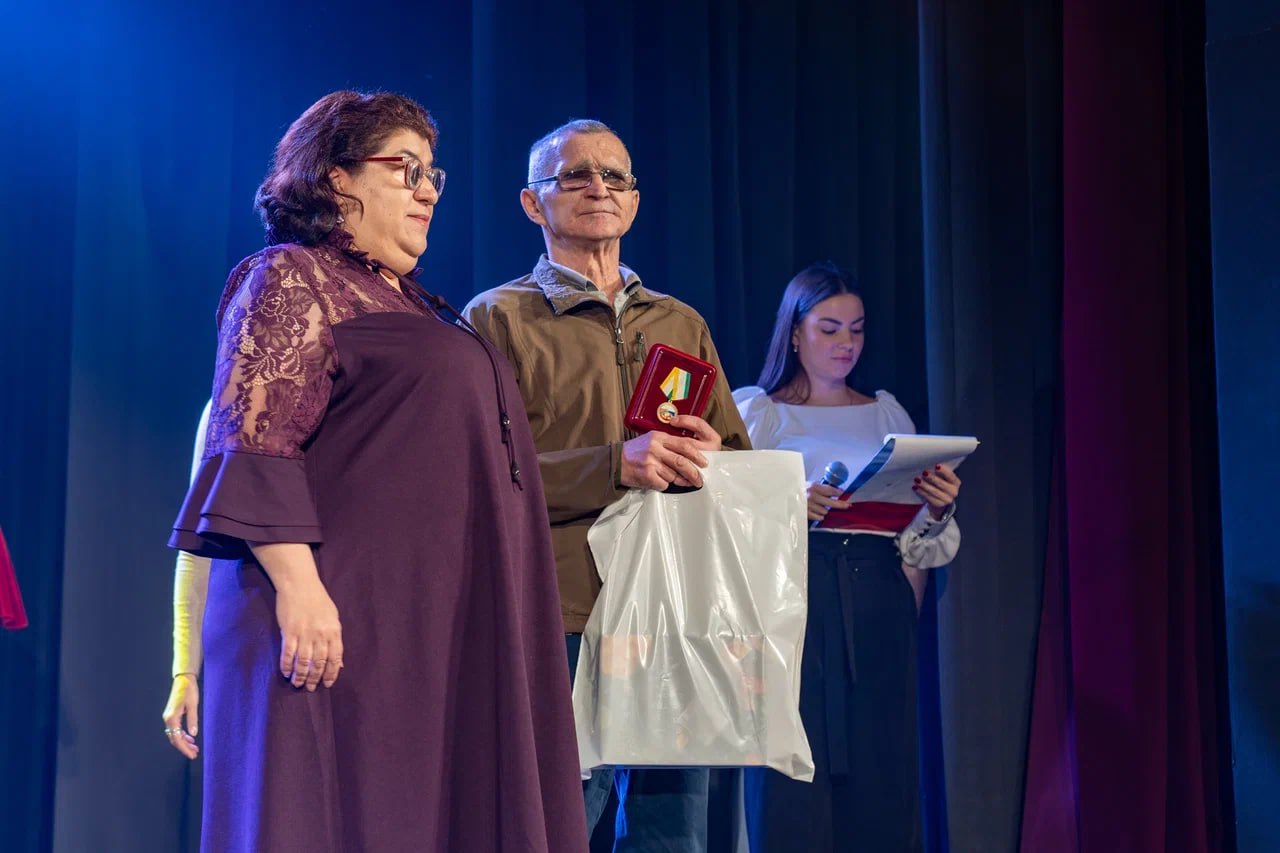 100 лет поддержки!. В 1925 году в СССР насчитывалось 472 тысячи только зарегистрированных слепых 100 лет поддержки!. В 1925 году в СССР насчитывалось 472 тысячи только зарегистрированных слепых