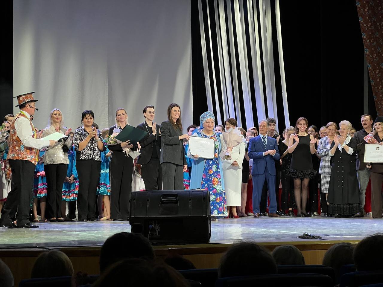 8 ноября Красноармейск отпраздновал 85-летие Городского Дворца Культуры 8 ноября Красноармейск отпраздновал 85-летие Городского Дворца Культуры