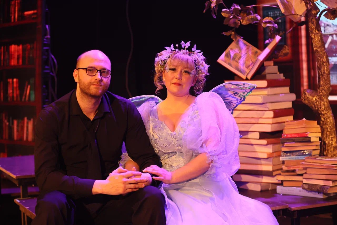 «Откуда берутся сказки?». В Зимнем театре последние репетиции новой семейной фантазии по пьесе Анны Богачёвой «Откуда берутся сказки?». В Зимнем театре последние репетиции новой семейной фантазии по пьесе Анны Богачёвой