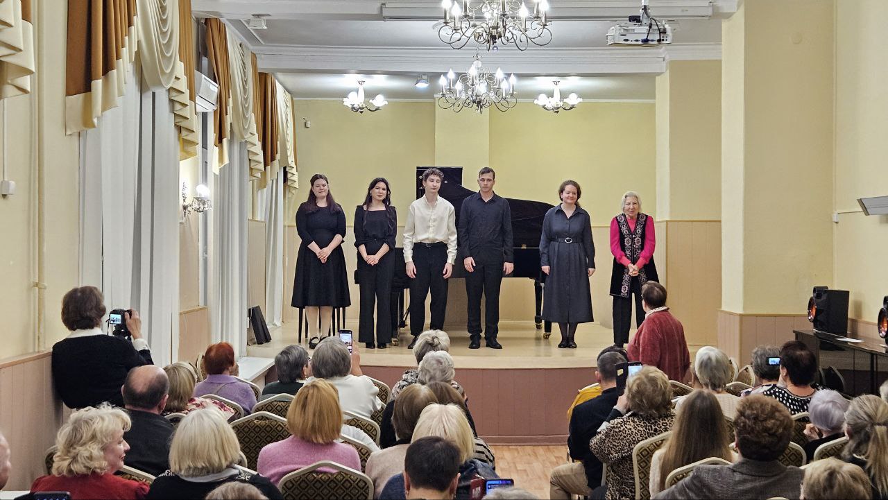 В Детской музыкальной школе имени Ж.И. Андреенко состоялся концерт из цикла «Учитель и ученик»