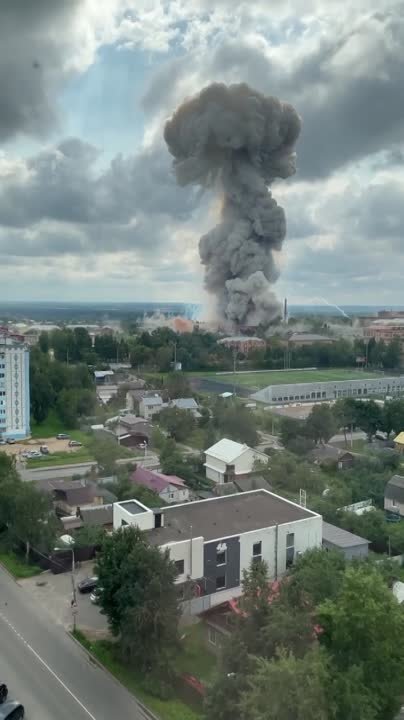В Подмосковье вынесли приговор троим фигурантам дела о взрыве на складе пиротехники в Сергиевом Посаде в августе 2023 года