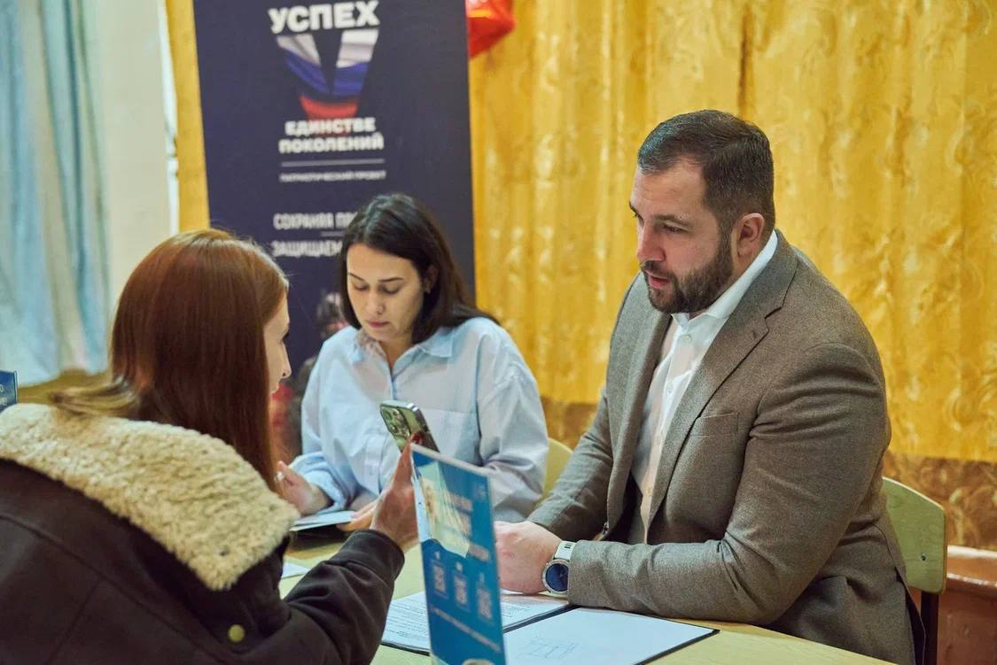 «Выездную администрацию» провели для жителей поселка Мещерское и близлежащих населенных пунктов