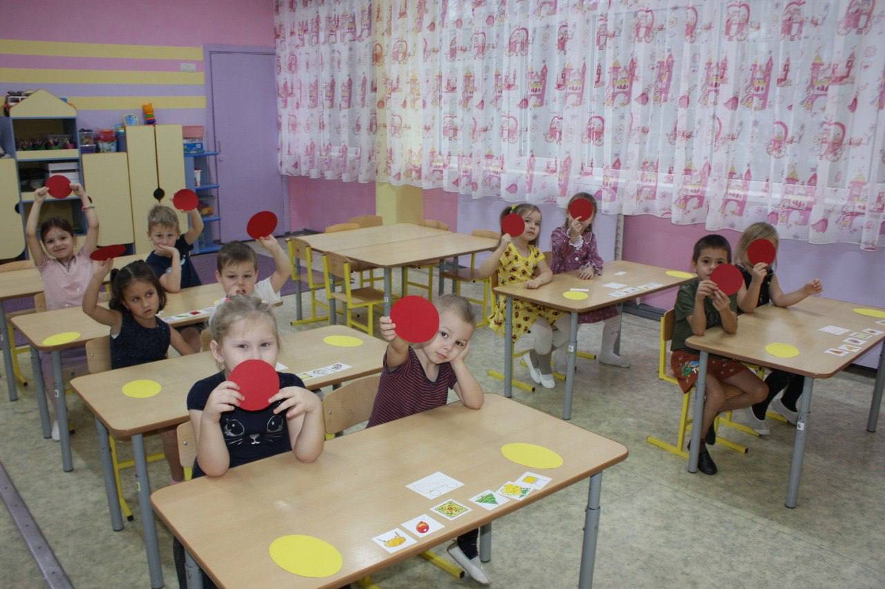 В рамках проекта "Предшкола: стандарт детского сада" на тематической неделе "Увлекательная математика" в дошкольном отделении (п. Любучаны) МБОУ Любучанской СОШ м.о. Чехов в старшей группе "Искорки" продолжаются занятия ... В рамках проекта "Предшкола: стандарт детского сада" на тематической неделе "Увлекательная математика" в дошкольном отделении (п. Любучаны) МБОУ Любучанской СОШ м.о. Чехов в старшей группе "Искорки" продолжаются занятия ...