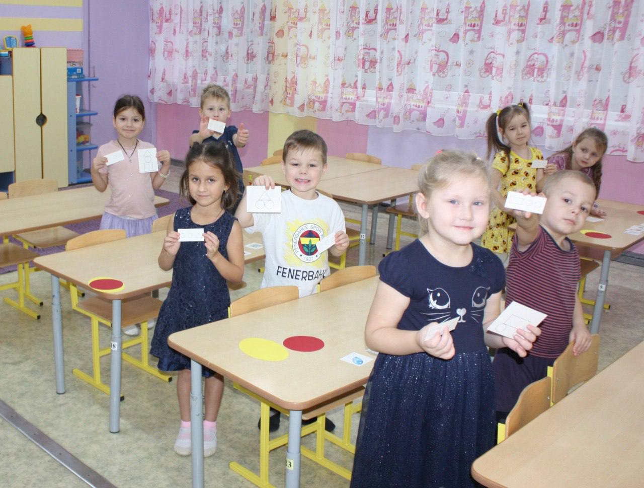 В рамках проекта "Предшкола: стандарт детского сада" на тематической неделе "Увлекательная математика" в дошкольном отделении (п. Любучаны) МБОУ Любучанской СОШ м.о. Чехов в старшей группе "Искорки" продолжаются занятия ... В рамках проекта "Предшкола: стандарт детского сада" на тематической неделе "Увлекательная математика" в дошкольном отделении (п. Любучаны) МБОУ Любучанской СОШ м.о. Чехов в старшей группе "Искорки" продолжаются занятия ...