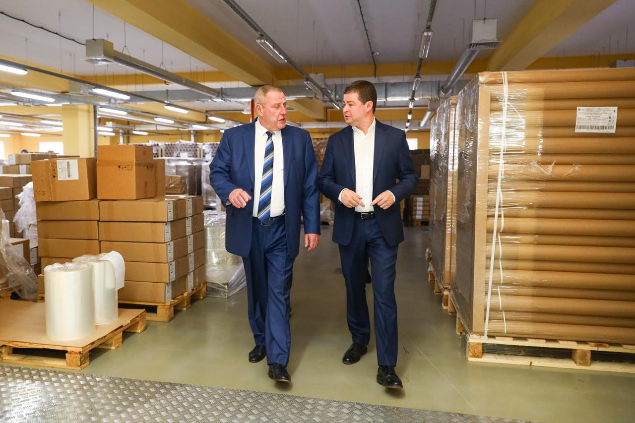 Глава Раменского округа ознакомился с производством упаковочных материалов