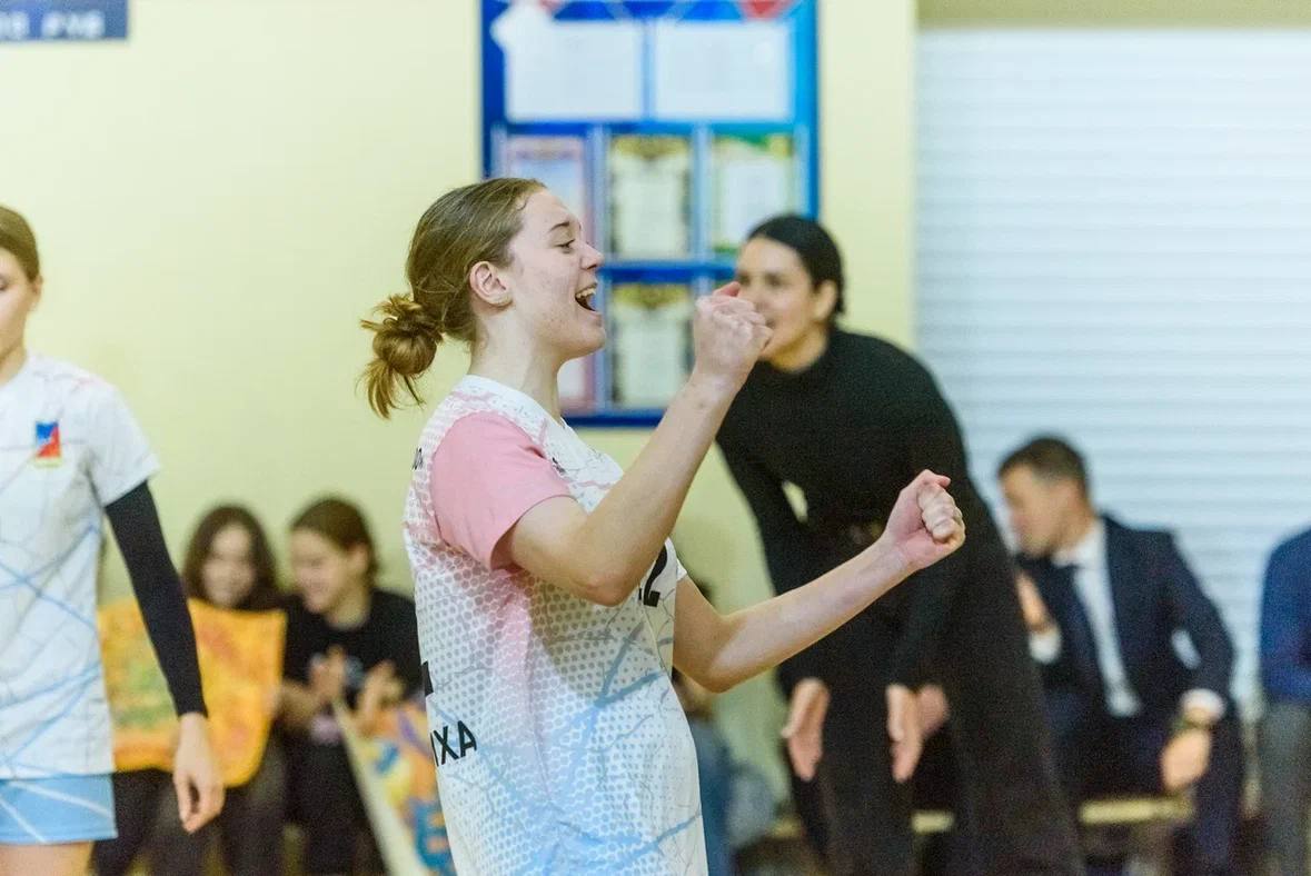 Сергей Юров: БШЛ: волейбол. Продолжаю следить за регулярными матчами Балашихинской школьной лиги Сергей Юров: БШЛ: волейбол. Продолжаю следить за регулярными матчами Балашихинской школьной лиги