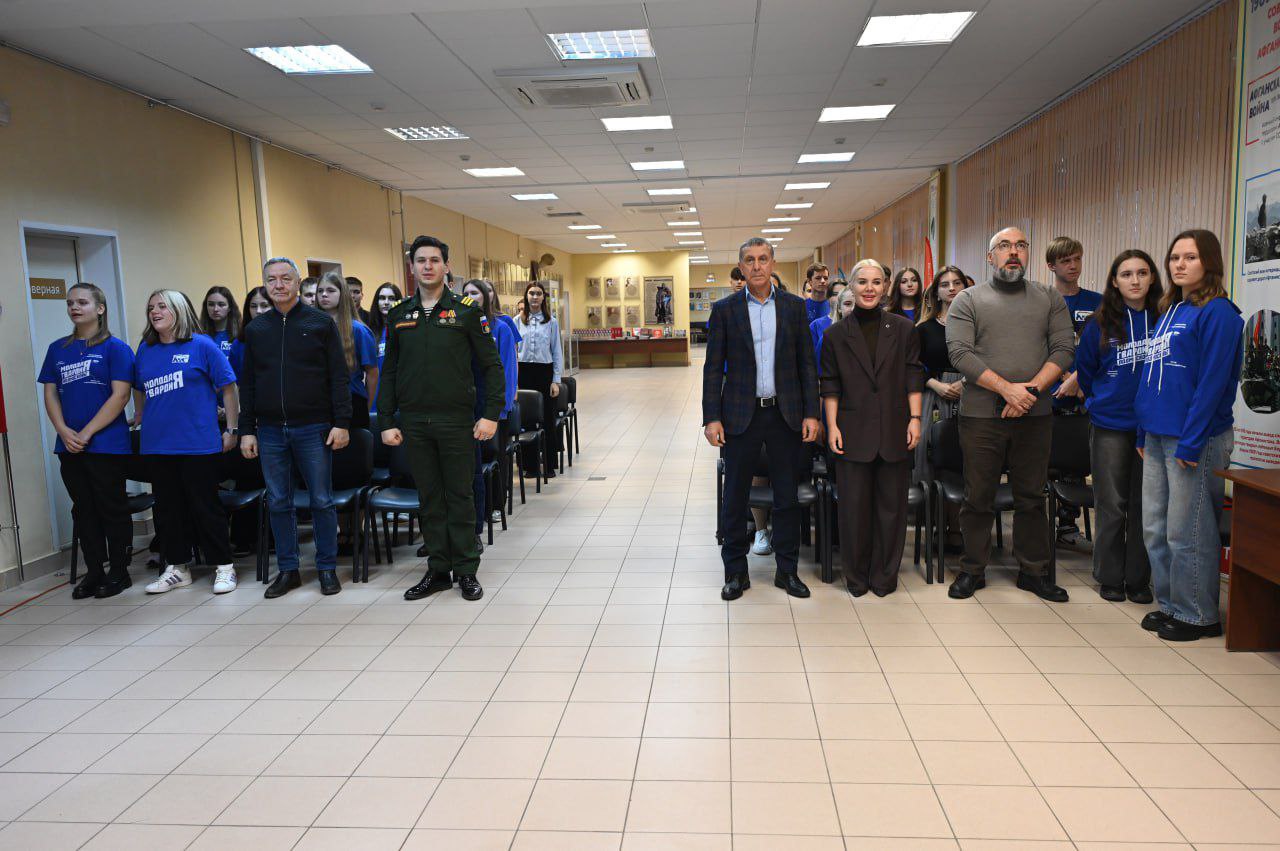 Серпуховские активисты «Молодой Гвардии Единой России» отпраздновали 20-летие движения Серпуховские активисты «Молодой Гвардии Единой России» отпраздновали 20-летие движения