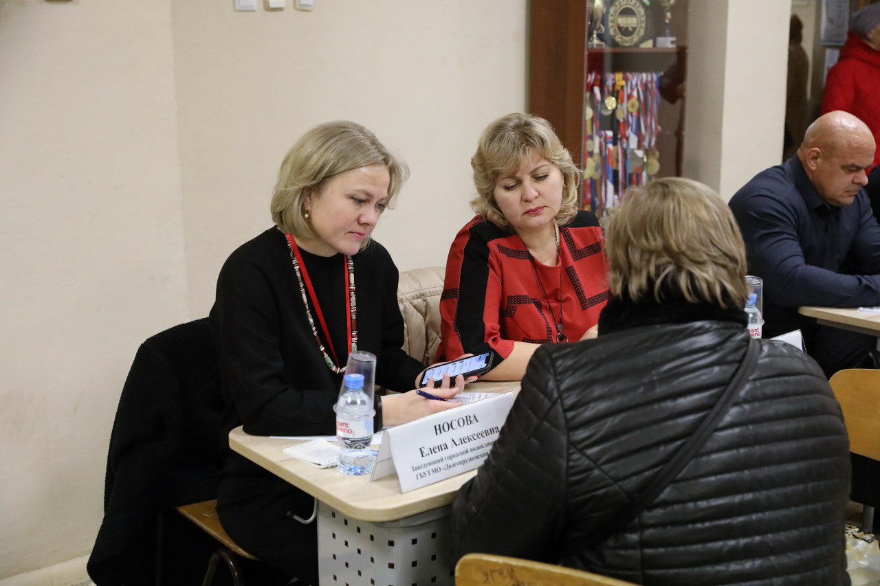 Выездная администрация в Долгопрудном: на Островке прошёл приём жителей Выездная администрация в Долгопрудном: на Островке прошёл приём жителей
