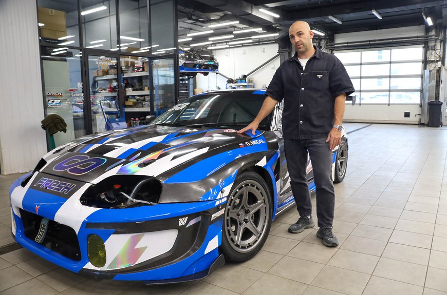 Гоночные машины для чемпионов собирают в Солнечногорске