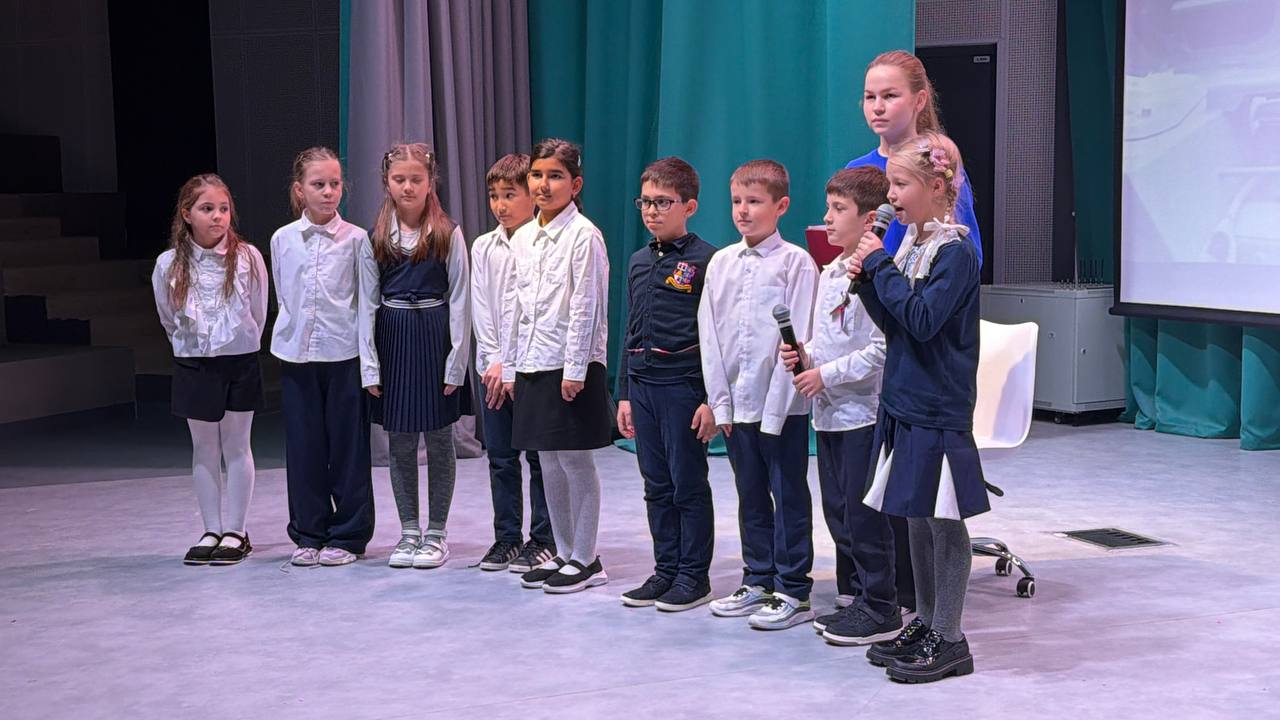 Мытищинские школьники пообщались с ветераном боевых действий на «Уроке мужества» Мытищинские школьники пообщались с ветераном боевых действий на «Уроке мужества»