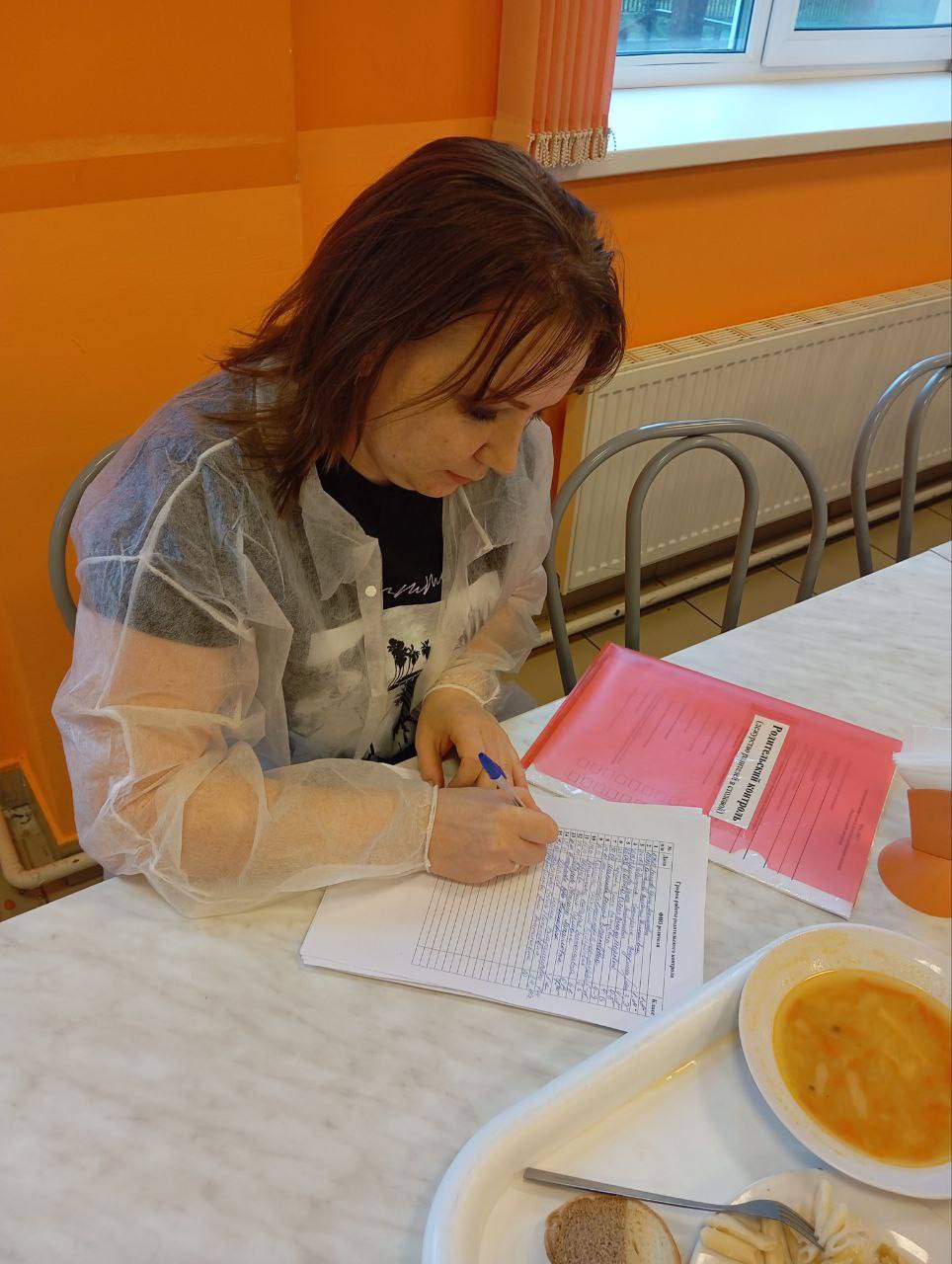 Сегодня, 12 ноября, в МБОУ Любучанской СОШ м.о. Чехов прошел родительский контроль