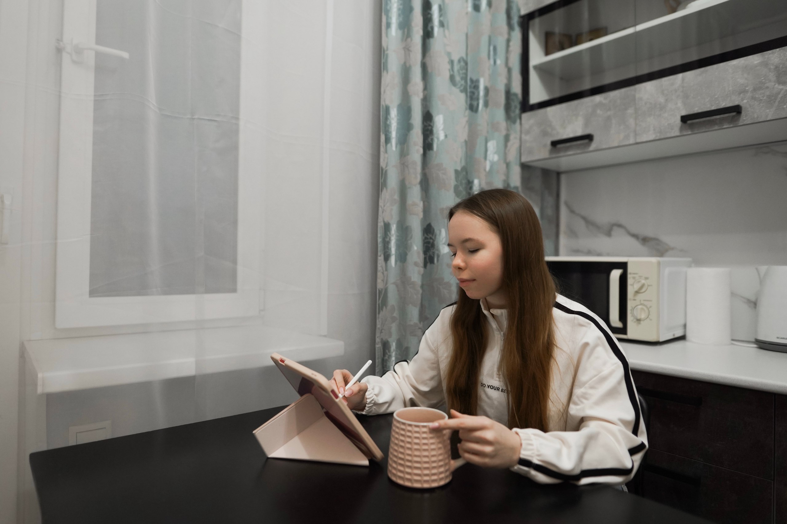 Более 1 тыс. подмосковных детей-сирот получат квартиры в этом году Более 1 тыс. подмосковных детей-сирот получат квартиры в этом году