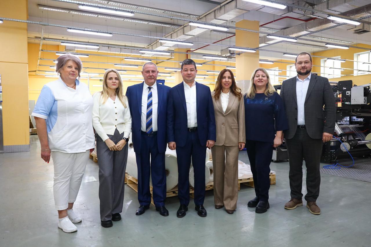 Глава Раменского округа ознакомился с производством упаковочных материалов Глава Раменского округа ознакомился с производством упаковочных материалов