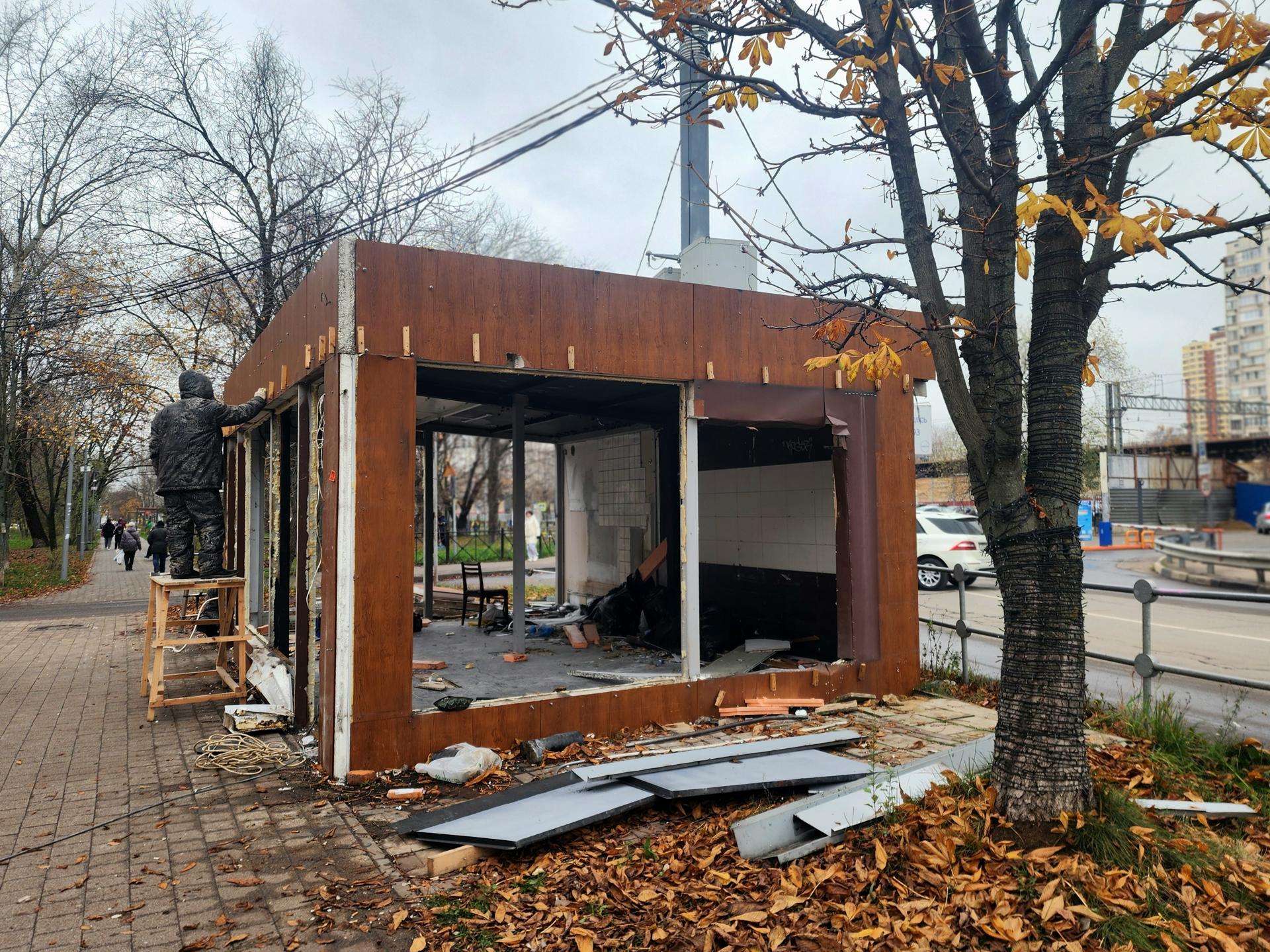 В Реутове усиливают борьбу с незаконной торговлей: демонтировано 54 объекта В Реутове усиливают борьбу с незаконной торговлей: демонтировано 54 объекта