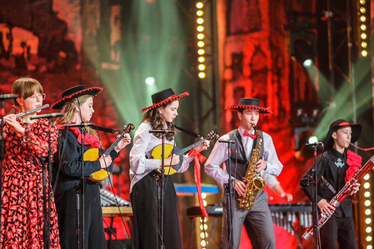 В Красногорске прошел гала-концерт финалистов IV Международного детского конкурса «МиР» В Красногорске прошел гала-концерт финалистов IV Международного детского конкурса «МиР»