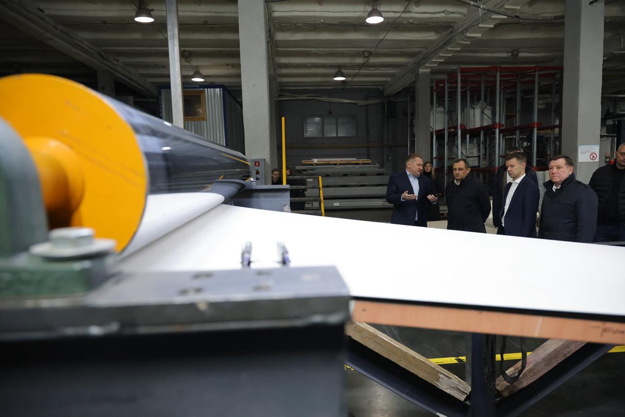 Также в Балашихе с Сергеем Юровым посетили компанию «Гравис», которая на рынке уже 22 года Также в Балашихе с Сергеем Юровым посетили компанию «Гравис», которая на рынке уже 22 года