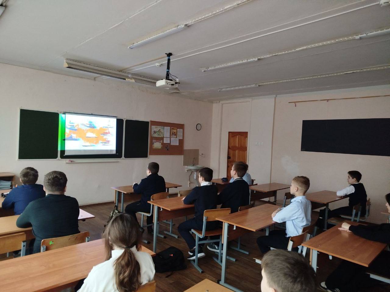 13 ноября в рамках ЕМП, проекта «Билет в будущее» для учащихся 6-11 классов МБОУ Любучанской СОШ м.о. Чехов прошло практико-ориентированное занятие внеурочной деятельности «Россия-мои горизонты» по теме «Россия... 13 ноября в рамках ЕМП, проекта «Билет в будущее» для учащихся 6-11 классов МБОУ Любучанской СОШ м.о. Чехов прошло практико-ориентированное занятие внеурочной деятельности «Россия-мои горизонты» по теме «Россия...