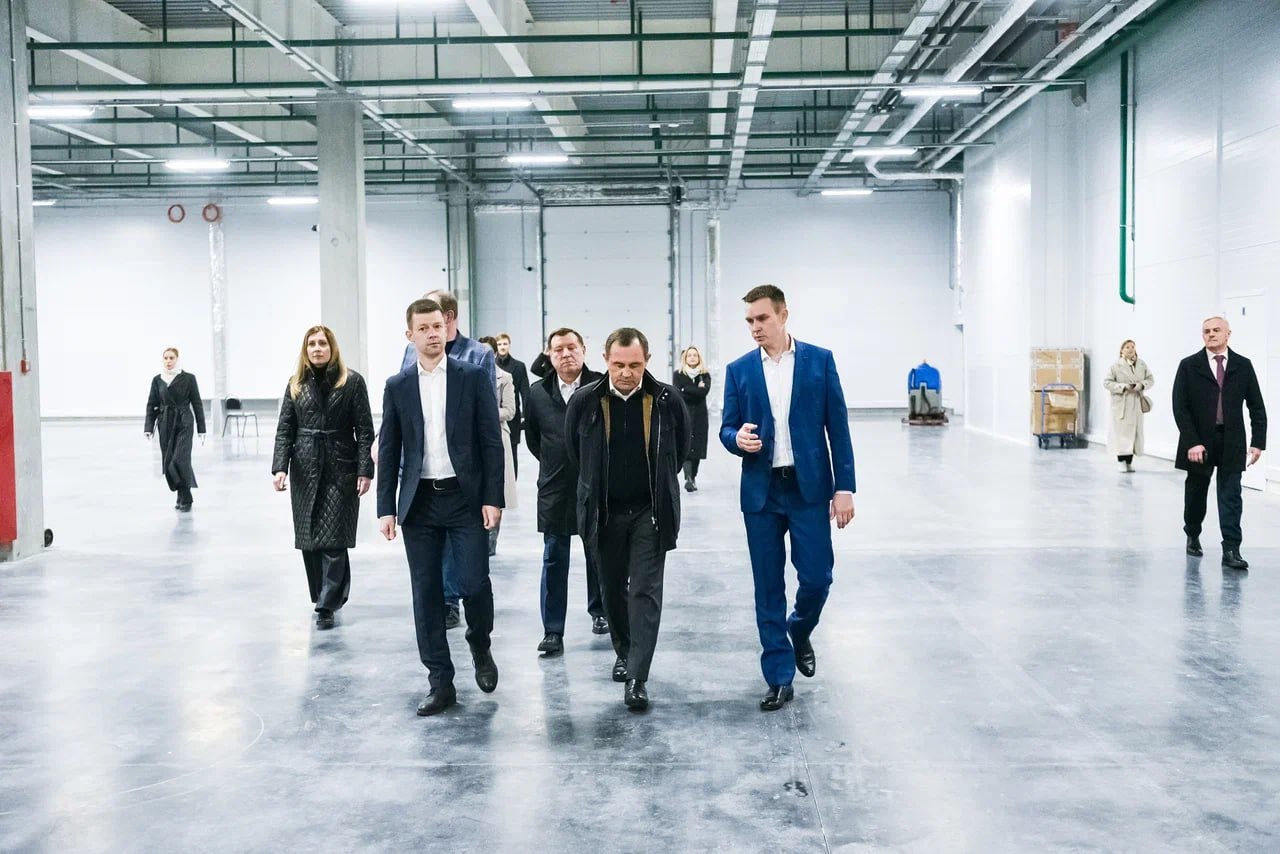 Игорь Брынцалов осмотрел строительство новых складских комплексов «Спортмастера» в Балашихе Игорь Брынцалов осмотрел строительство новых складских комплексов «Спортмастера» в Балашихе