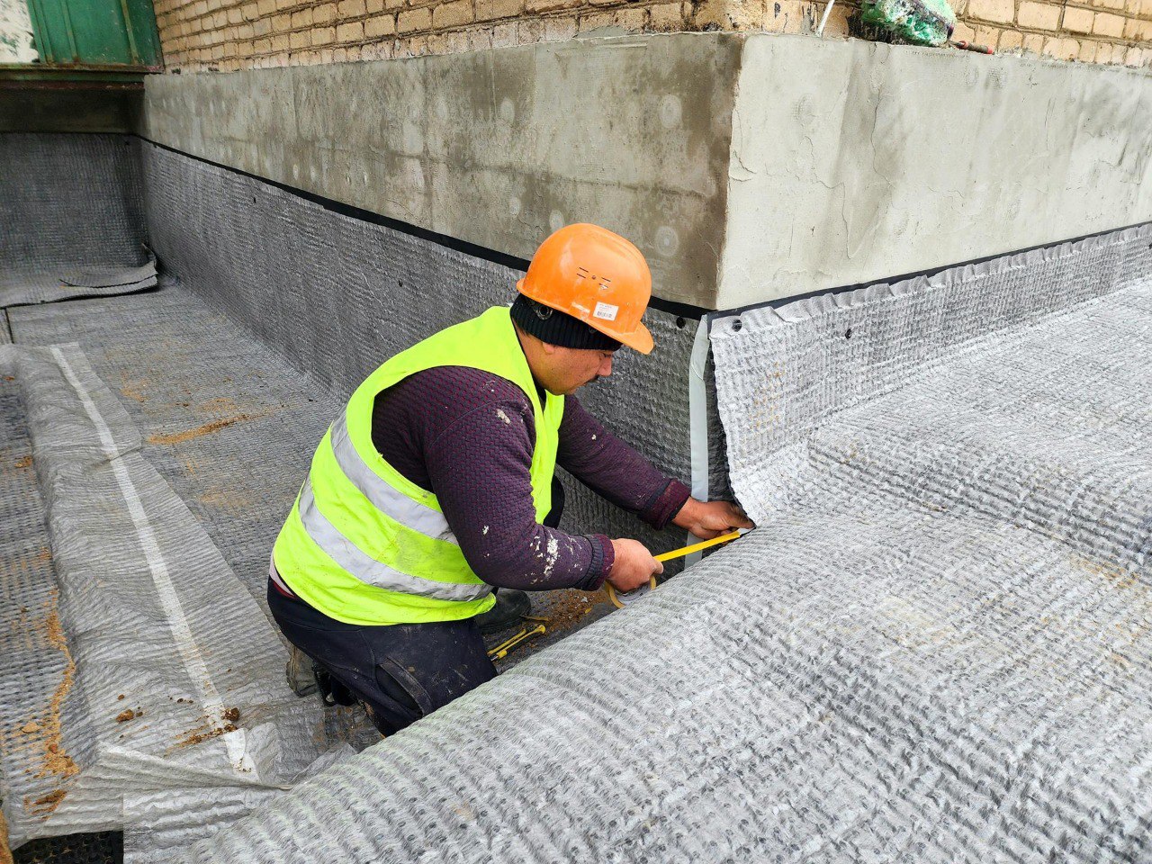 Капитальный ремонт фундамента на Вертлинской выполнен на 80% Капитальный ремонт фундамента на Вертлинской выполнен на 80%